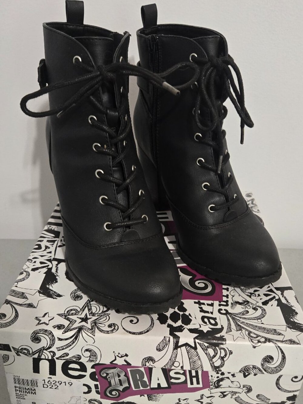 Brash Black Heeled Combat Boots Womens 8 Lace-up Faux Leather Whimsigoth Vamp